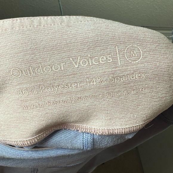 Outdoor Voices Colorblock 7/8 Blue Purple Pink Leggings sz M Spring. - Picture 7 of 7